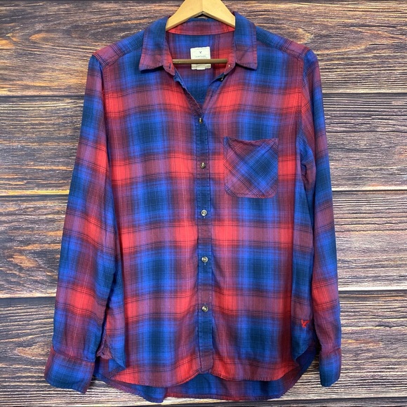 American Eagle Outfitters Tops - 🔴 S O L D 🔴